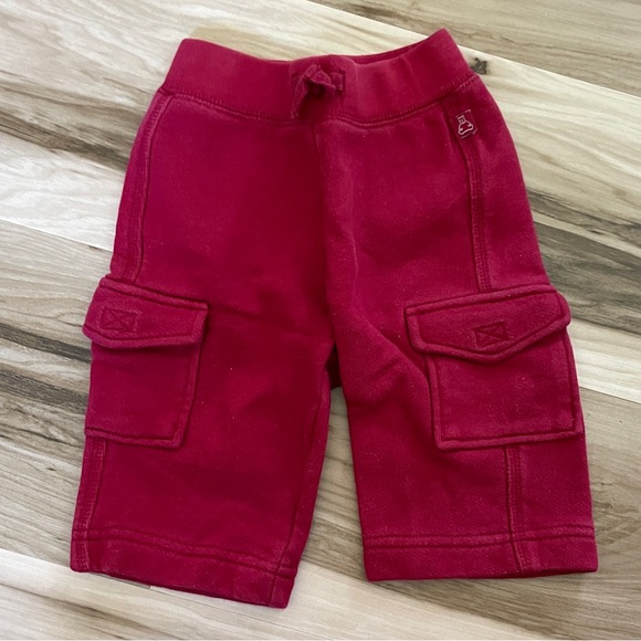 Baby Gap I Love my Mommy Long Sleeve Silver Snowflakes and Colorful Lett… - Picture 7 of 13